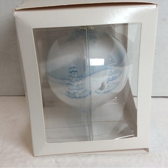 Hallmark Keepsake Ornament Having A Snow Ball Ceramic Tear Drop Penguins 2008 - Picture 10 of 12